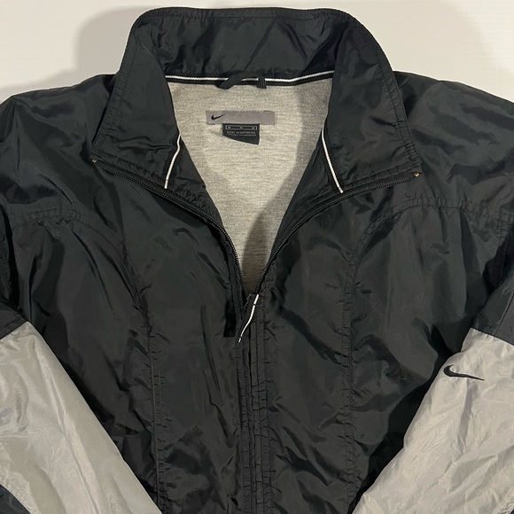Vintage Nike Windbreaker Jacket - Picture 2 of 2